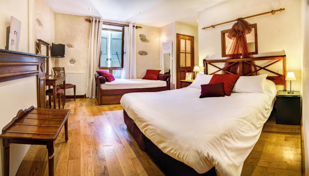 Hotel Les Remparts Mirepoix  Oda fotoğraf